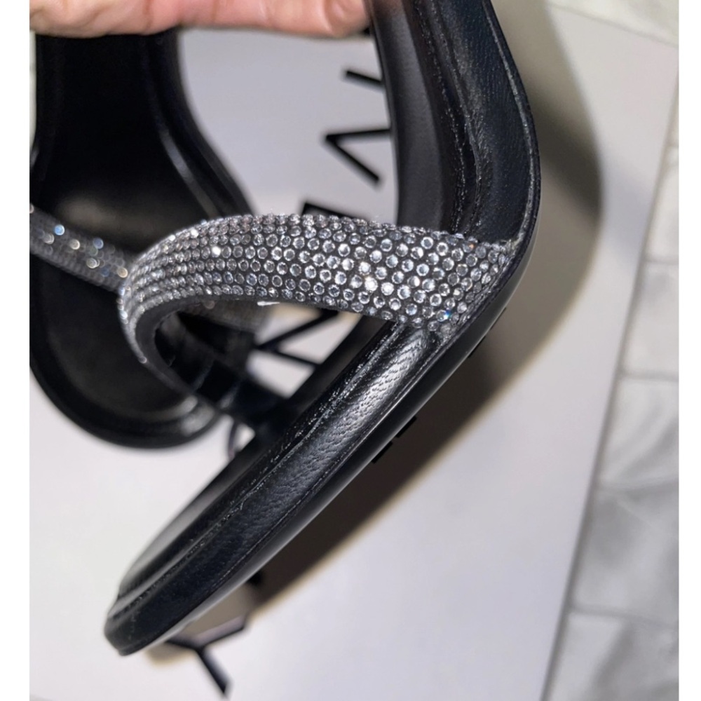 GIVENCHY G-CUBE CRYSTAL SANDALS — OPEN TO OFFERS - Picture 7 of 10